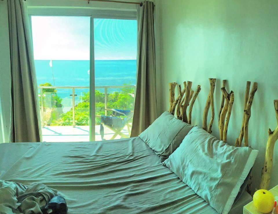 Birdland Beach Club Bolinao Exterior photo
